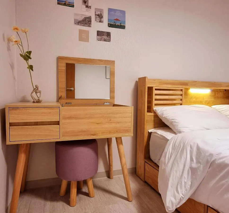 Hongik Hongdae Yeonnam Hoi-House Apartman Szöul