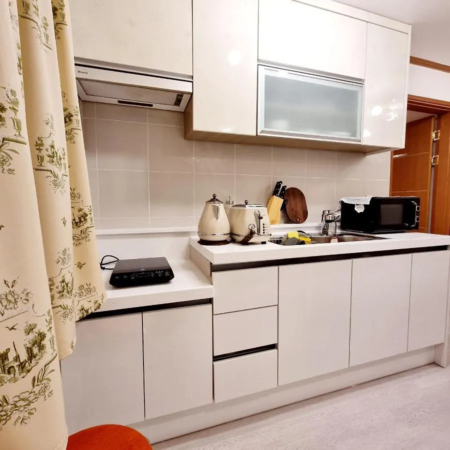 Hongik Hongdae Yeonnam Hoi-House Apartman Szöul