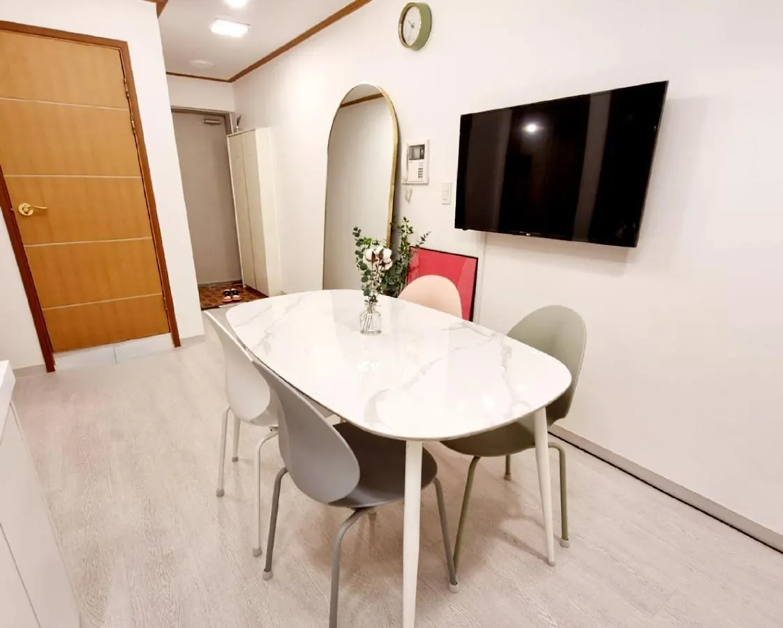 Hongik Hongdae Yeonnam Hoi-House Apartman Szöul 0*,  Dél-Korea
